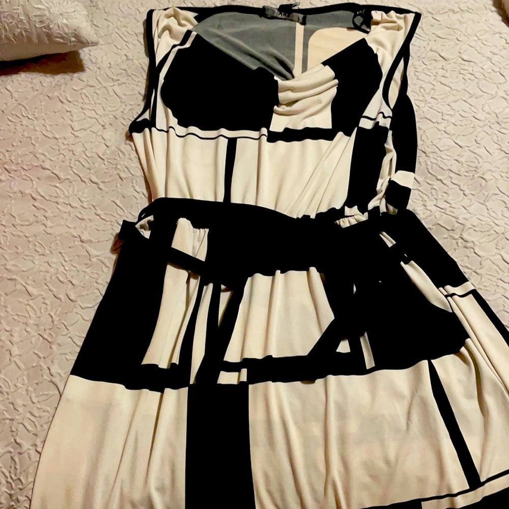 Forever 21 sleeveless dress